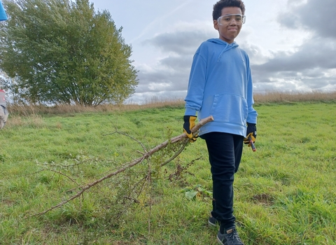 Pop up Youth Rangers session at Trumpington Meadows by Rebecca Neal